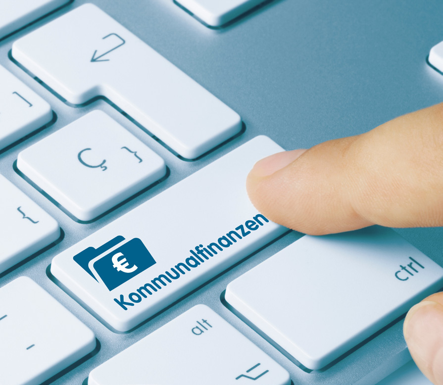 Tastatur mit Taste Kommunalfinanzen