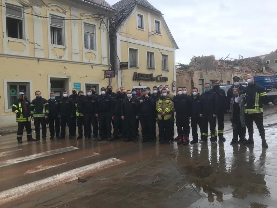 Baden-württembergische Feuerwehren bringen Hilfsgüter nach Sisan. (c)Kreisfeuerwehrverband Emmendingen