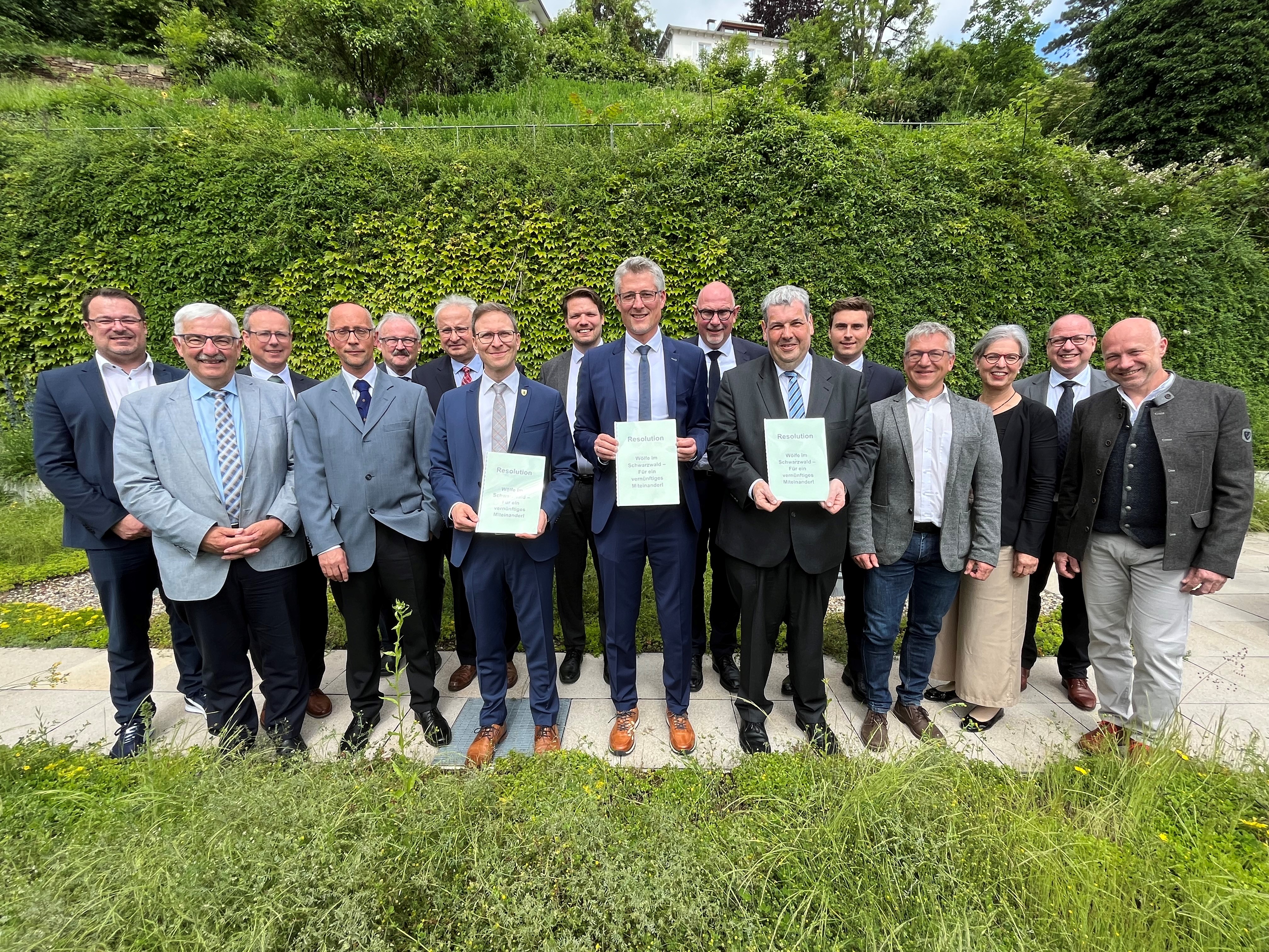 Unterzeichnung der Resolution "Wölfe im Schwarzwald - Für ein vernünftiges Miteinander!"
