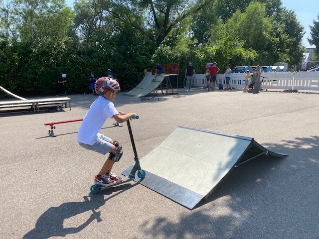 Skatepark für Jungsein in der Kommune