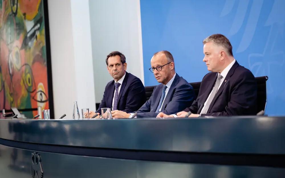 merz bei Pressekonferenz nach MPK