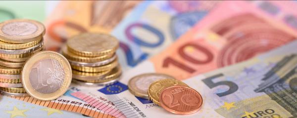 Soforthilfen und zusätzliche Mittel für Grundschulen, jedoch nicht für Geflüchtete